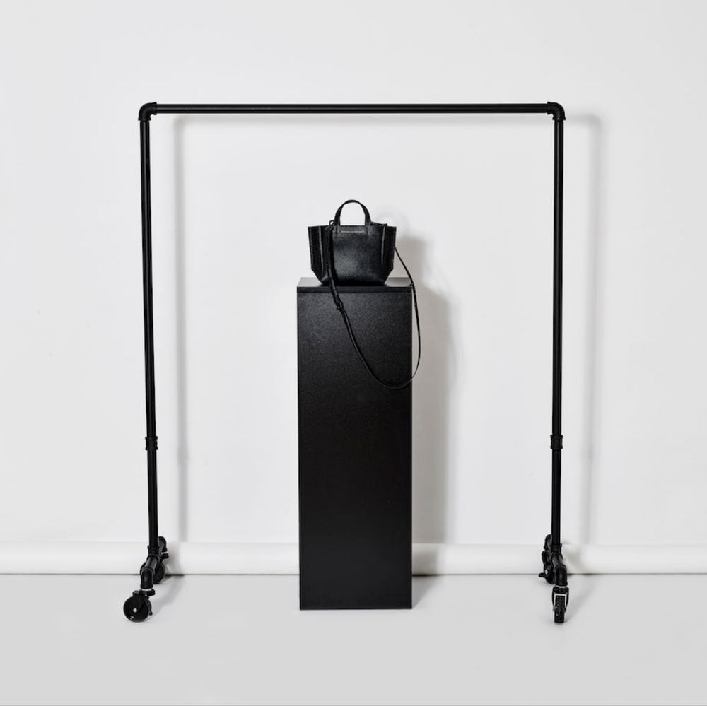 AMPERSAND AS APOSTROPHE Micro-Tote / Black Lux - Picture 2 of 9